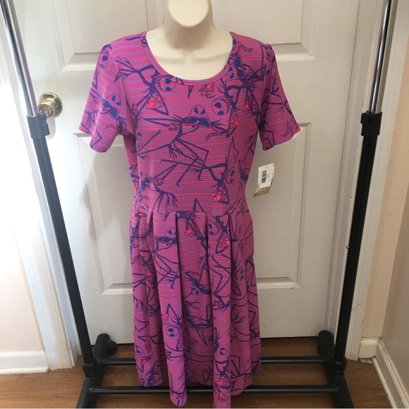 NWT Lularoe Nightmare Before Christmas Amelia Dress + FREE NWT Infinity Scarf - Picture 13 of 15